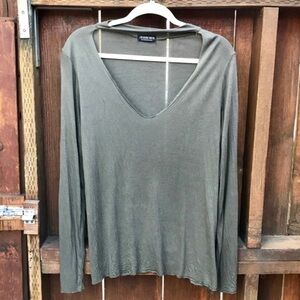 Fashion Nova Olive Green V-Cut Long Sleeve Blouse